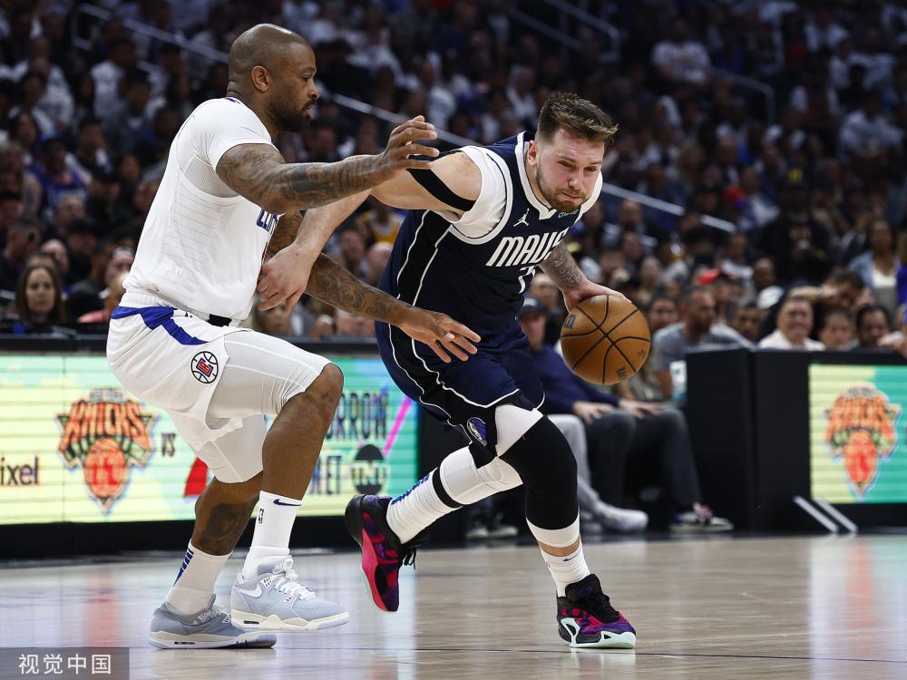 他用一系列 他用一系列